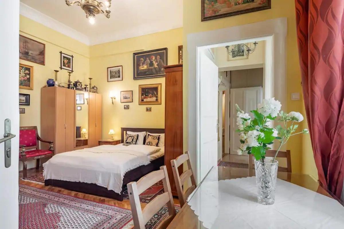 Astoria Central Apartments Budapest Luaran gambar