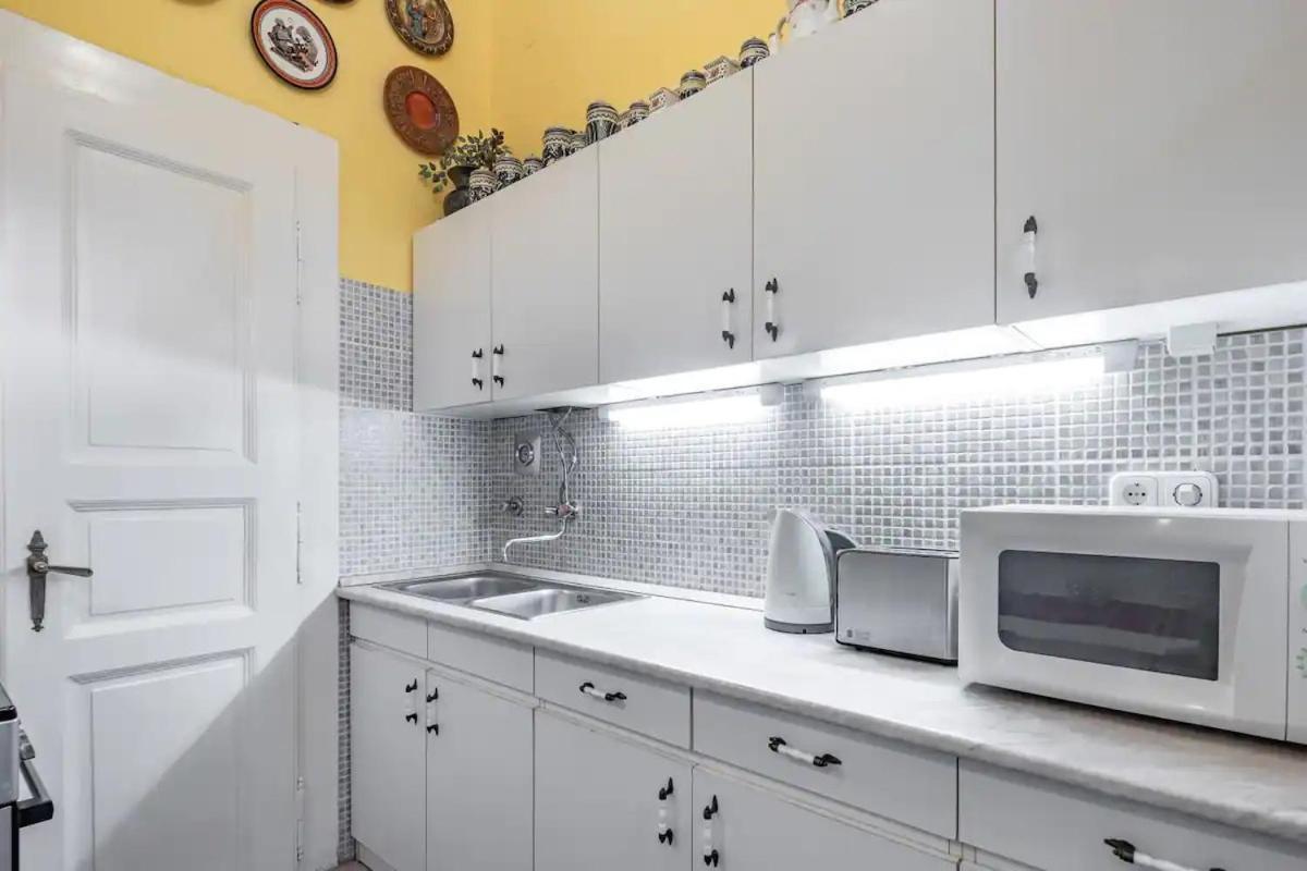 Astoria Central Apartments Budapest Luaran gambar